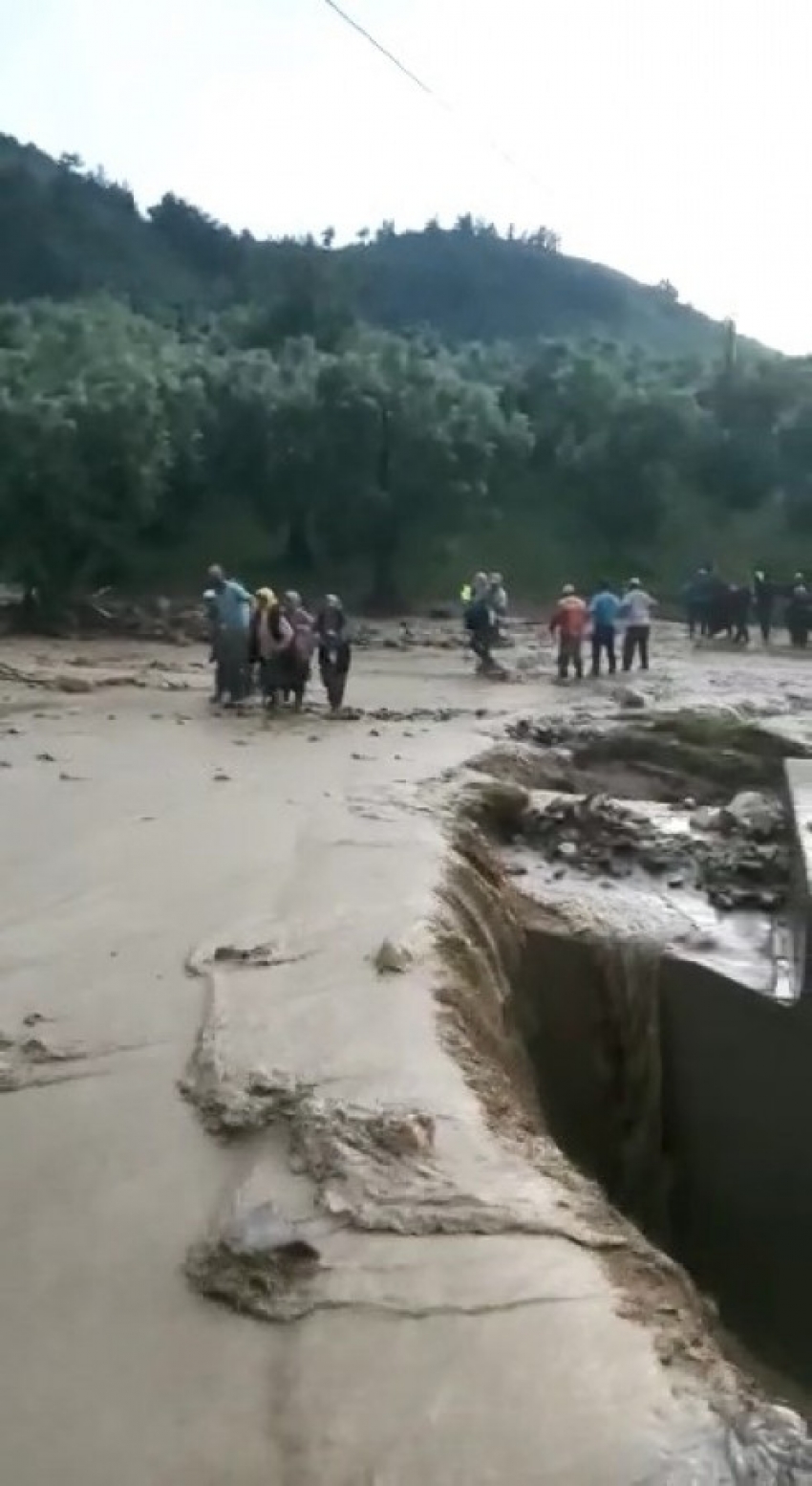 Sel felaketi İznik ilçesini de vurdu