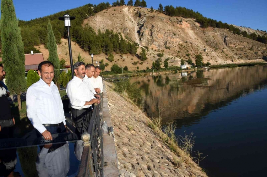 Vali Çuhadar, mesire alanında incelemelerde bulundu