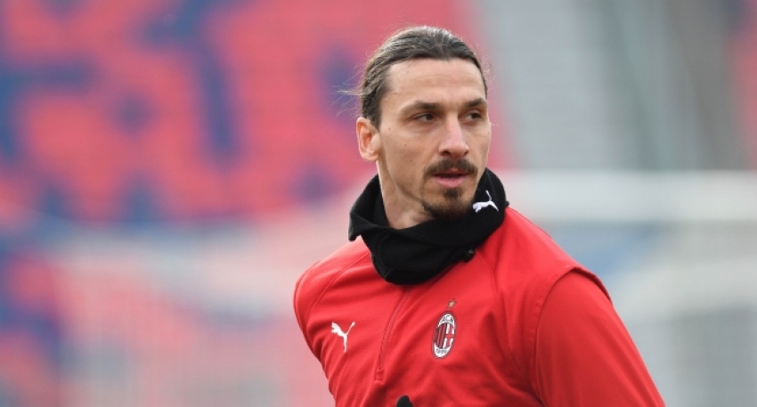 Ibrahimovic sahalardan yaklaşık 8 ay uzak