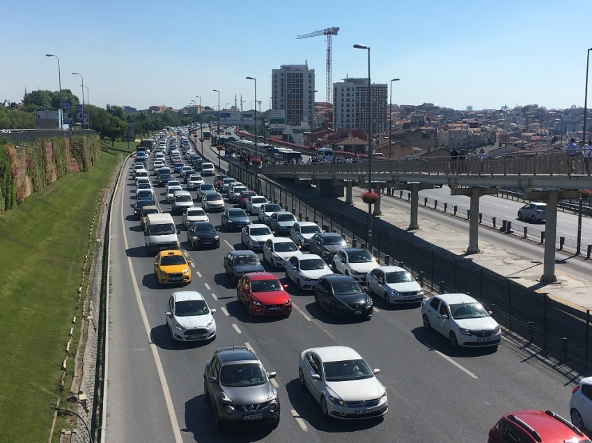 CHP oturma eylemi nedeniyle bazı yollar trafiğe kapanacak