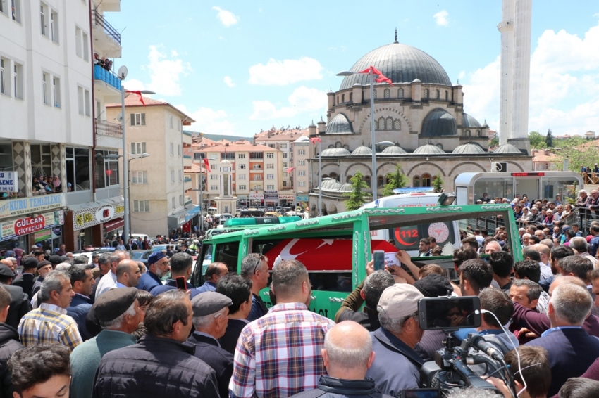 Şehit Mehmet Köklü, son yolculuğuna uğurlandı