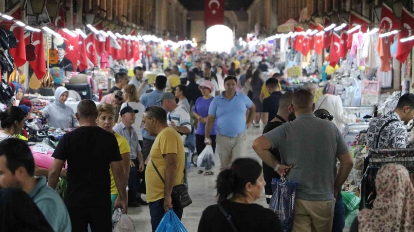 Pasaportsuz giriş başladı, Bulgar turistler Edirne’ye akın etti