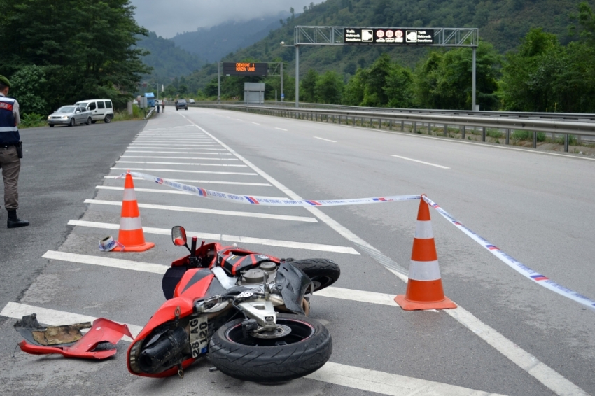 Kayganlaşan yol sonları oldu