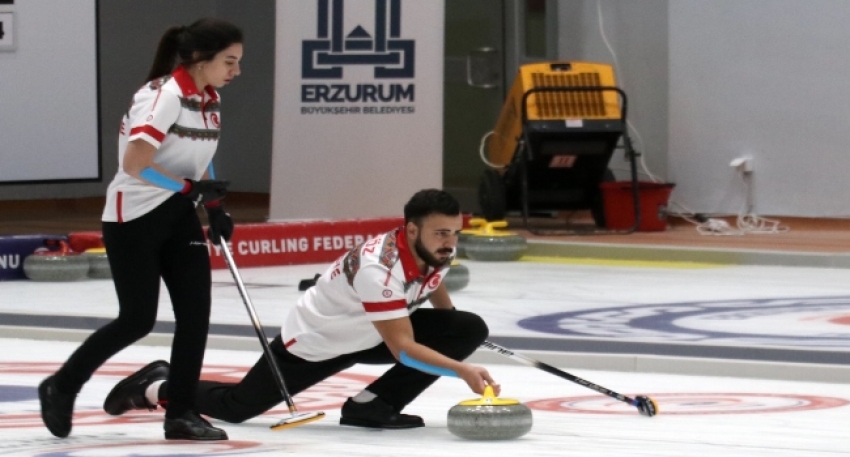 Milli curlingciler, Portekiz'i yendi