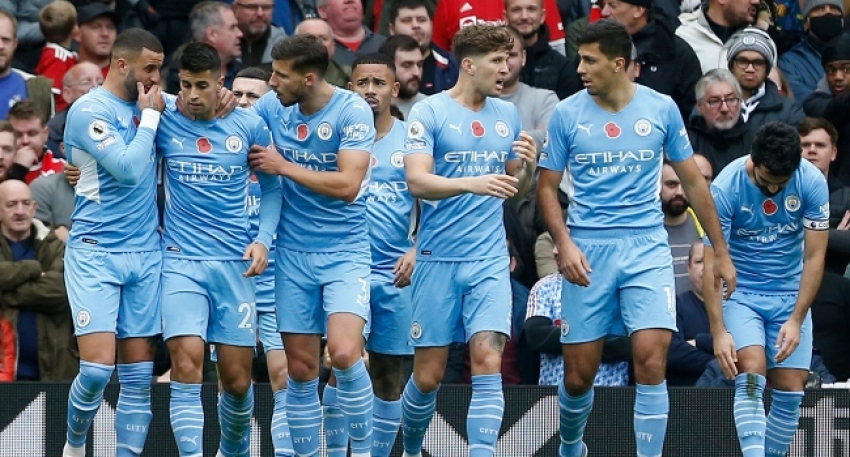 Manchester derbisinde kazanan City