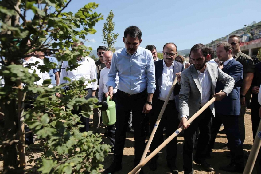 Bakan Kurum, Bursa’da çekirge teras projesi tanıtımı