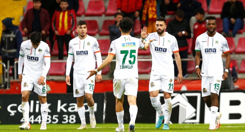 Alanyaspor deplasmanda galip