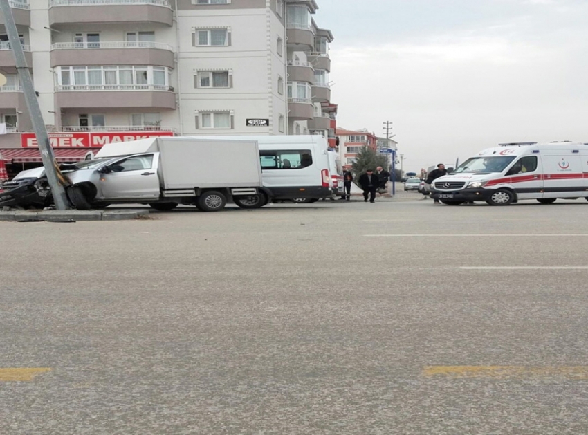 7 öğrencinin yaralandığı kaza kamerada