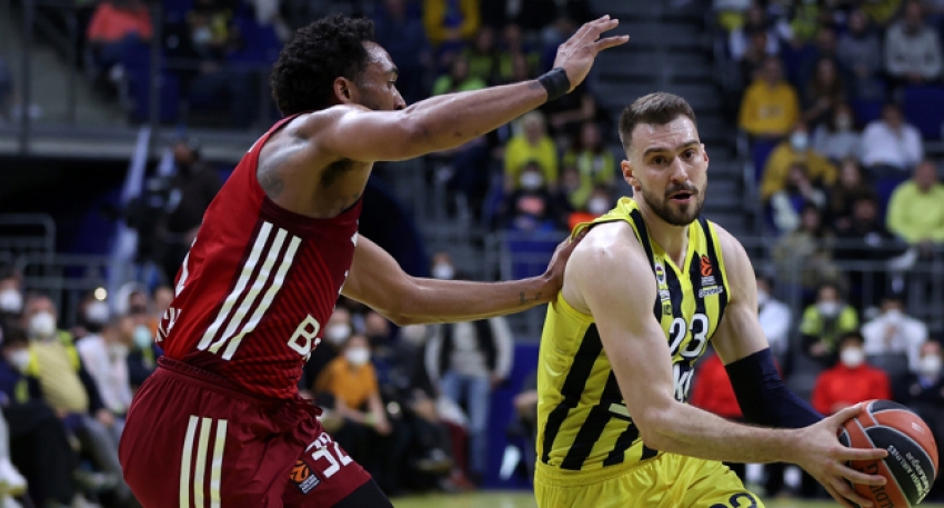 Erteleme maçında kazanan Fenerbahçe Beko