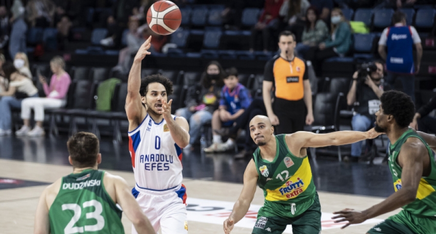 Frutti Extra Bursaspor Anadolu Efes'e kaybetti 