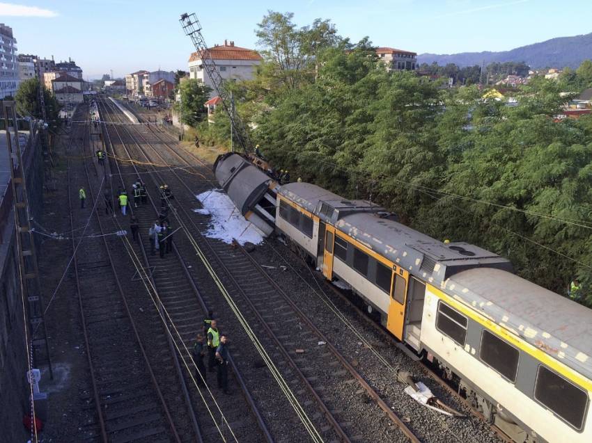 İspanya’da tren kazası: 4 ölü, 47 yaralı