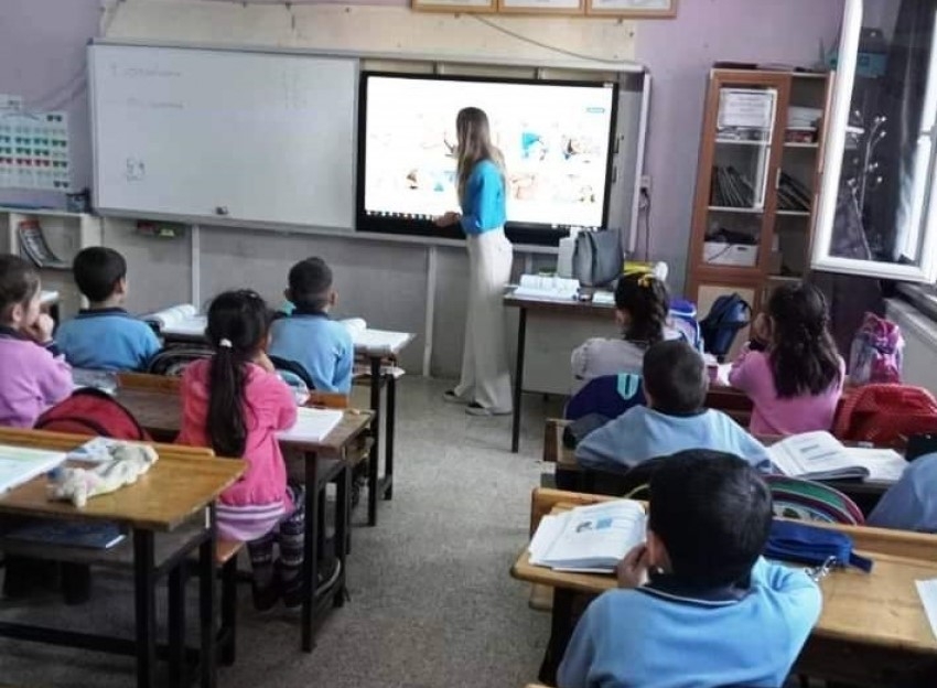 12 yıl önce mezun olduğu okula doktor olarak döndü