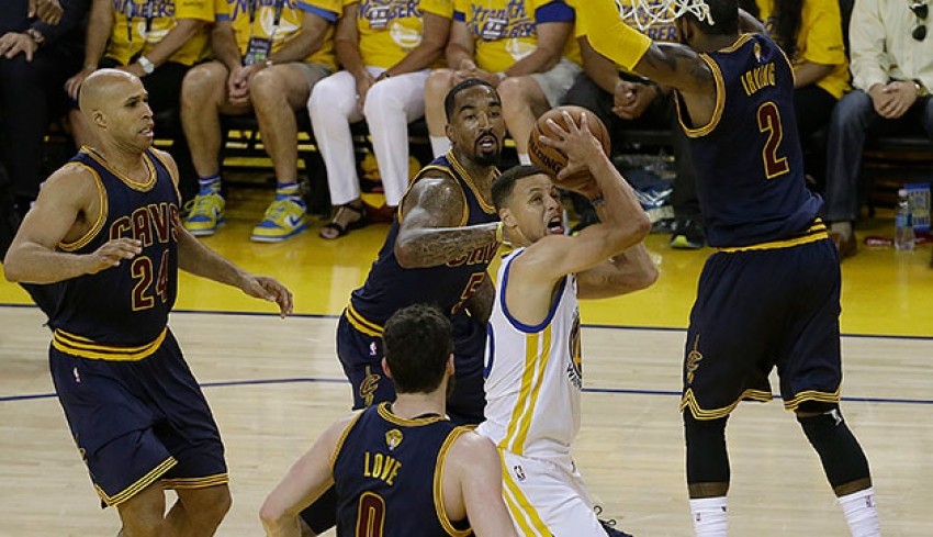 Warriors, Cavaliers'ı dağıttı