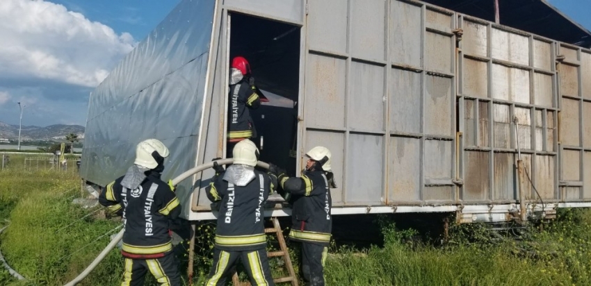 Denizli’de hafif hava aracı hangarında yangın