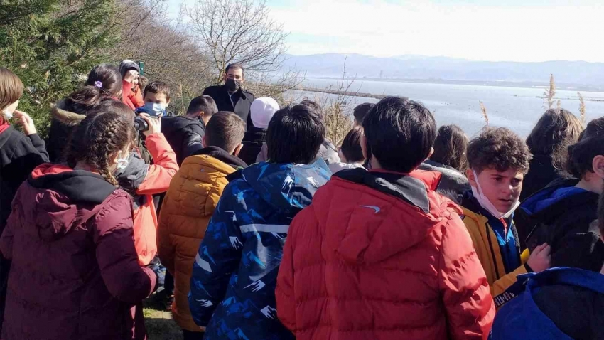 Öğrenciler, Hersek’te kuşları gözlemledi