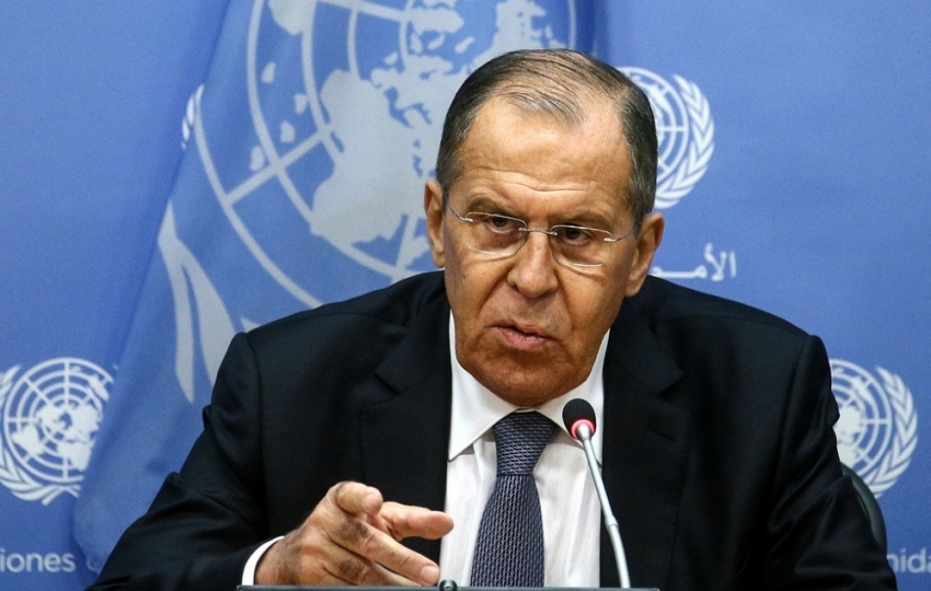 Lavrov, Suriye’ye S-300 sevkiyatı başlatıldı