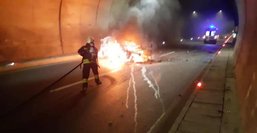 Cankurtaran Tüneli’nde kaza: 1 ölü, 2 yaralı