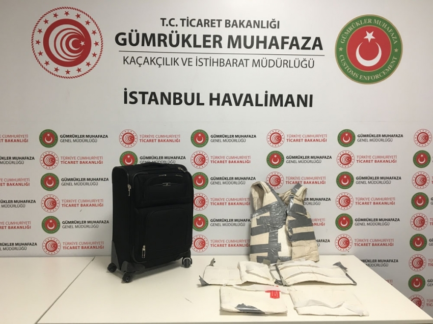 İstanbul Havalimanı’nda 7 kilo 500 gram kokain ele geçirildi