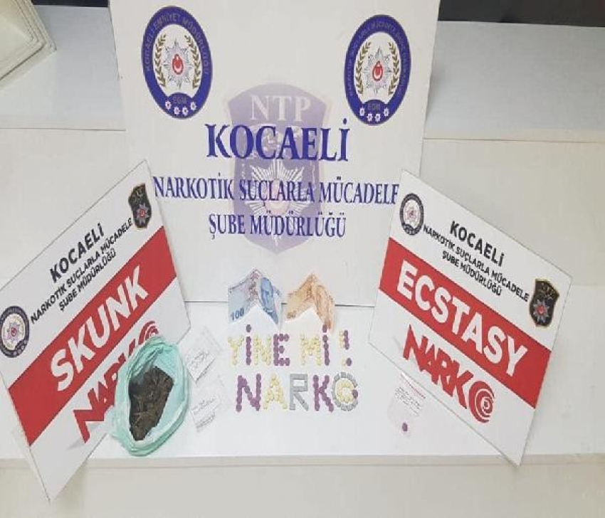 Kocaeli'de 'sokak satıcılarına' operasyon: 3 tutuklama