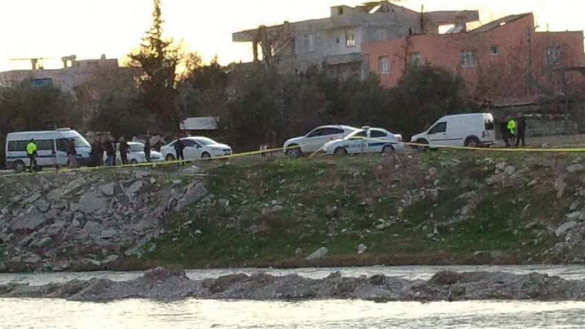 Arazide patlamamış el bombası bulundu