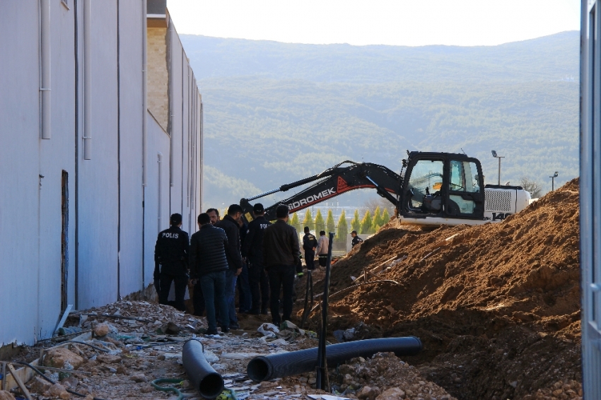 Muğla’da göçük altında kalan işçi öldü