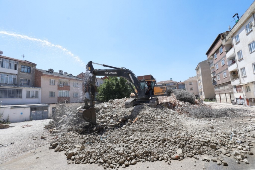 Çarşı bölgesine 150 araçlık otopark kazandırılıyor