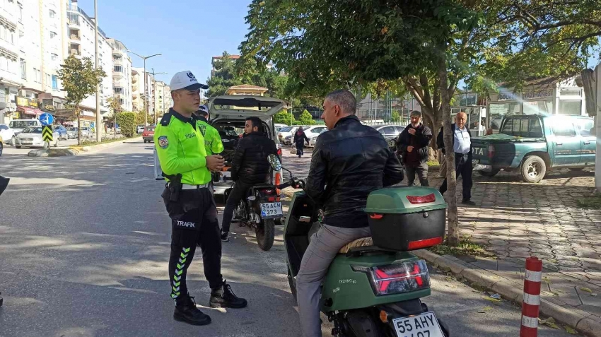 Motosiklet sürücülerine sıkı denetim