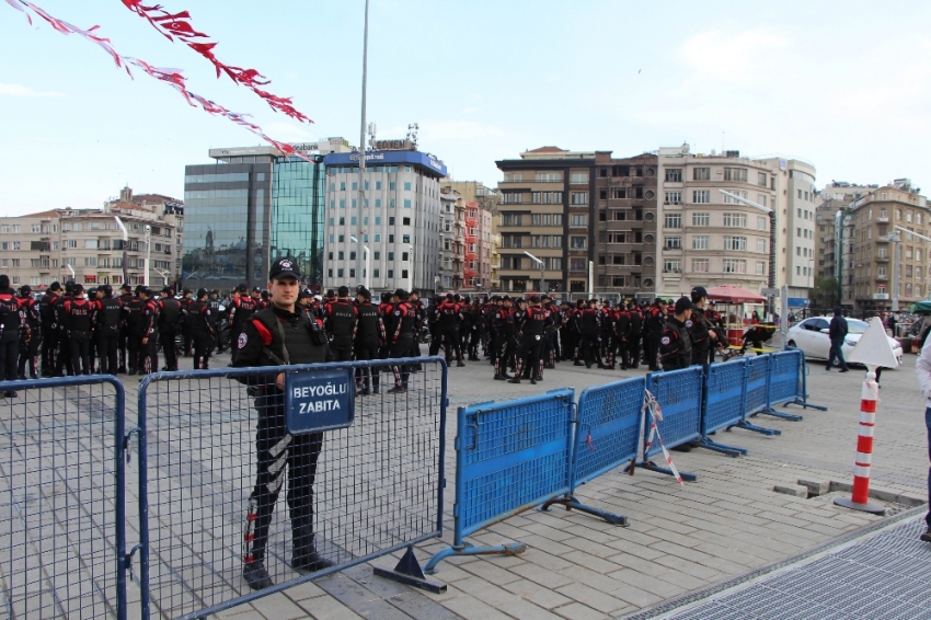 Taksim'de geniş güvenlik önlemi