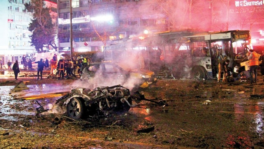 Kızılay'da bombalı saldırı!