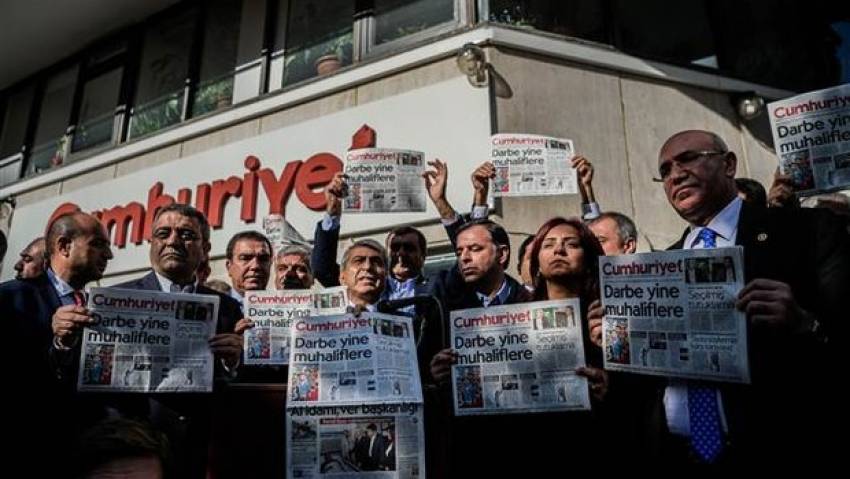 CHP'den Cumhuriyet'e destek ziyareti