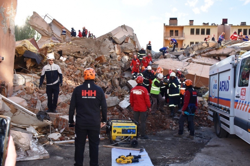 250 kişinin katıldığı deprem tatbikatı yapıldı