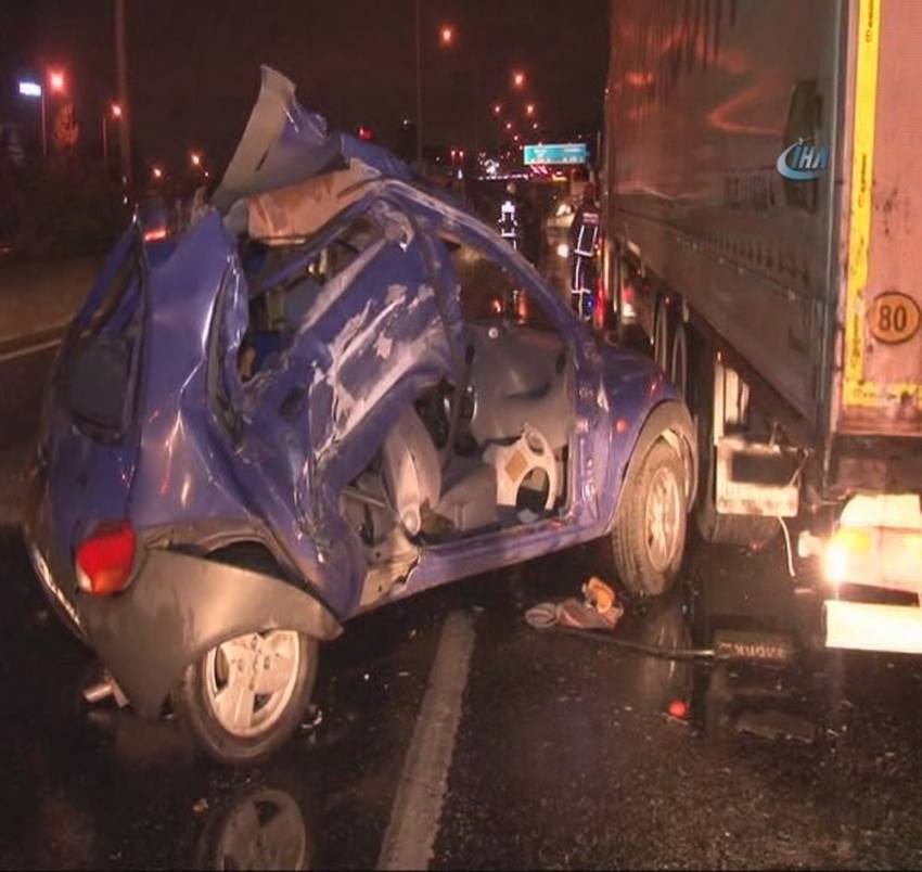 İstanbul’da zincirleme trafik kazası: 1 yaralı