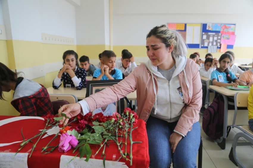 Teröristler arkadaşlarını hayattan kopardı