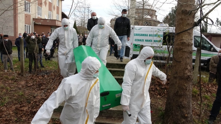 3 kardeş 1 ay içinde koronaya yenik düştü