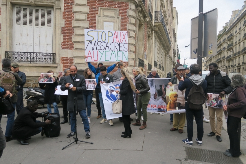 Paris’te ’Kaşıkçı’ protestosu