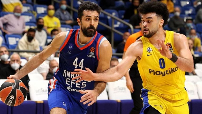 Anadolu Efes İsrail'den galibiyetle döndü