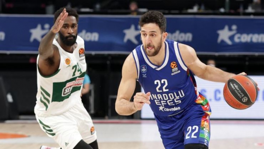 Anadolu Efes'ten rahat galibiyet