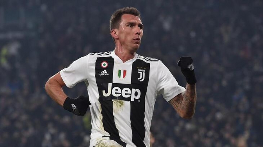 Mario Mandzukic futbolu bıraktı