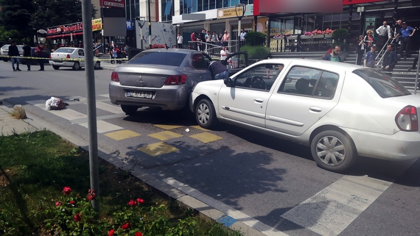 Jandarma ve zehir tacirleri arasında çatışma