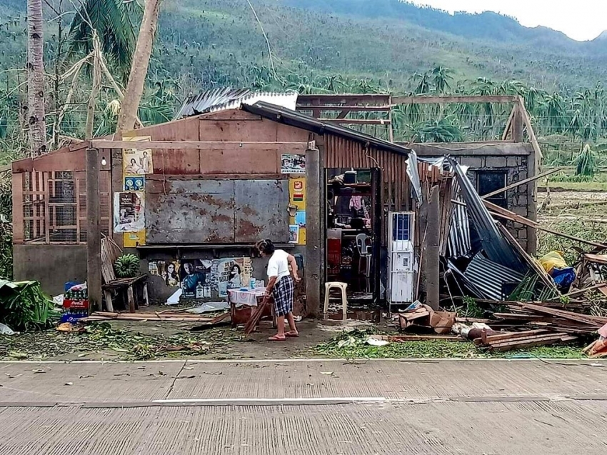 Rai tayfununun vurduğu Filipinler’de hükümetten afet desteğini artırma sözü