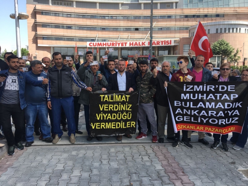 CHP Genel Merkezi önünde pazarcı eylemi