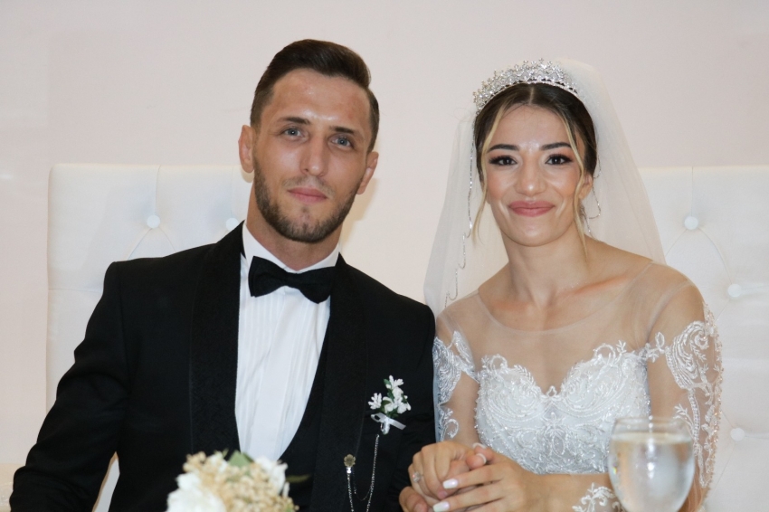 Minderden nikah masasına