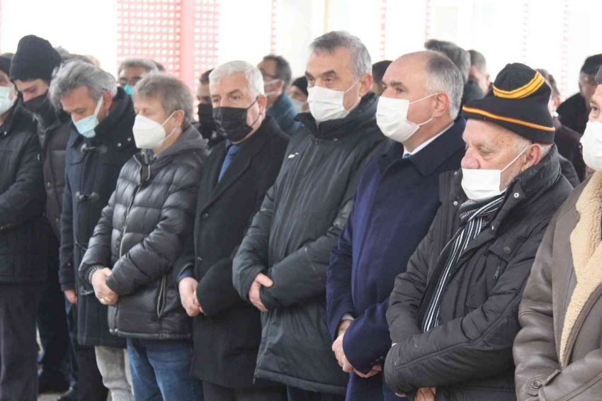 Ünlü spor adamı Ahmet Akcan'ın babası Bursa'da toprağa verildi