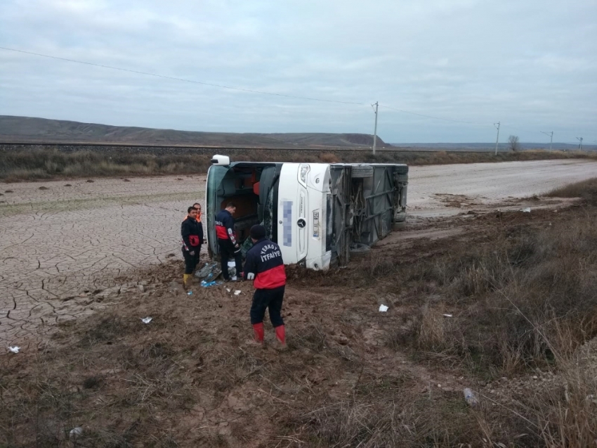 Yozgat’ta yolcu otobüsü devrildi: 1 ölü, 15 yaralı