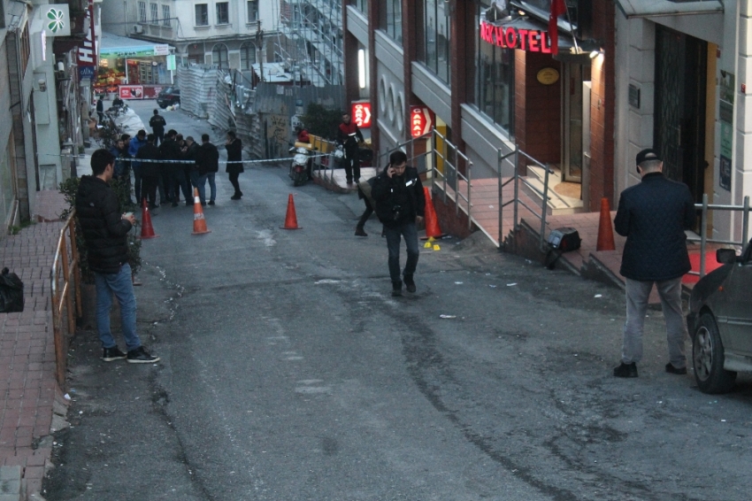 Taksim’deki silahlı kavgada 1 kişi hayatını kaybetti