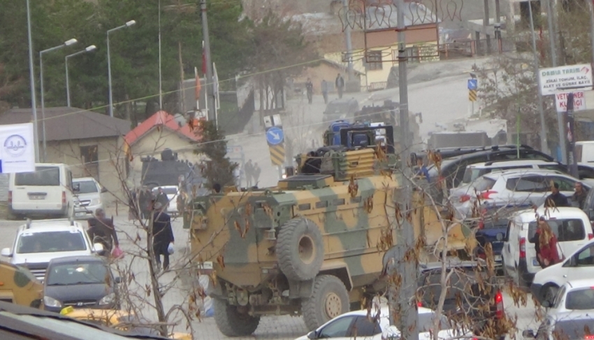 Hakkari’de askeri hareketlilik