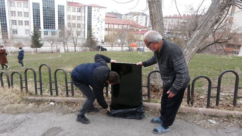 Hırsızlar yalnız yaşayan adamın “Tek arkadaşımdı” dediği televizyonunu geri getirdi