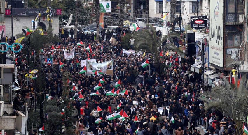 Filistinliler Trump’ın sözde Orta Doğu barış planını protesto etti