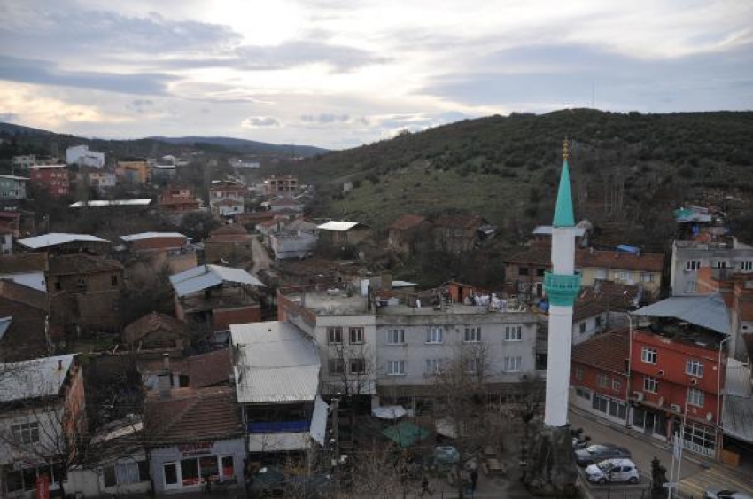 Tarihi camiden geriye kalan minareyi çeşme yaptılar