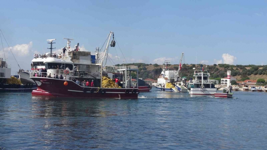 Balıkçılar, Vira Bismillah diyerek denizlere açılmaya başladı